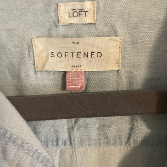 NWT Loft “The Softened Shirt”- size M - Picture 6 of 7